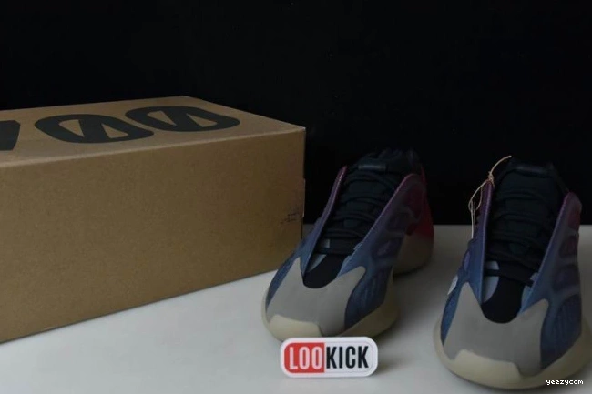 GW1814 Adidas V3 Fade Carbon 700 Yeezy 0822